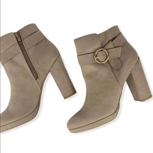 NIB Lauren Conrad Avant Platform Boots 8.5  👢